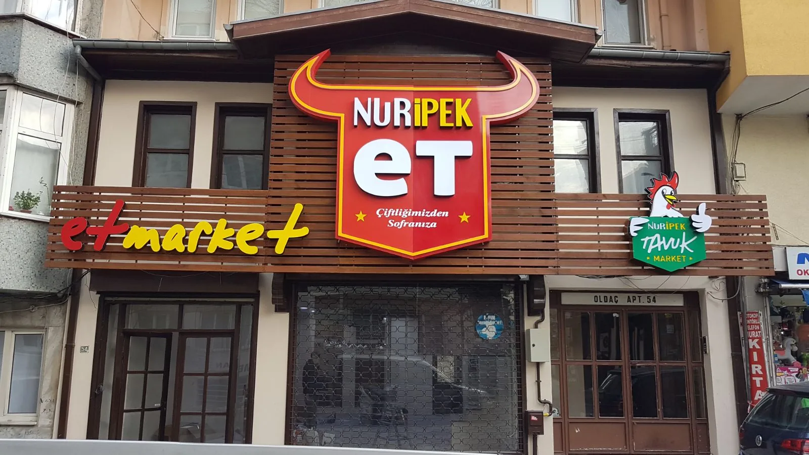Mağaza ve bina dış cephe giydirme kompozit kaplama tabela çalışması 7