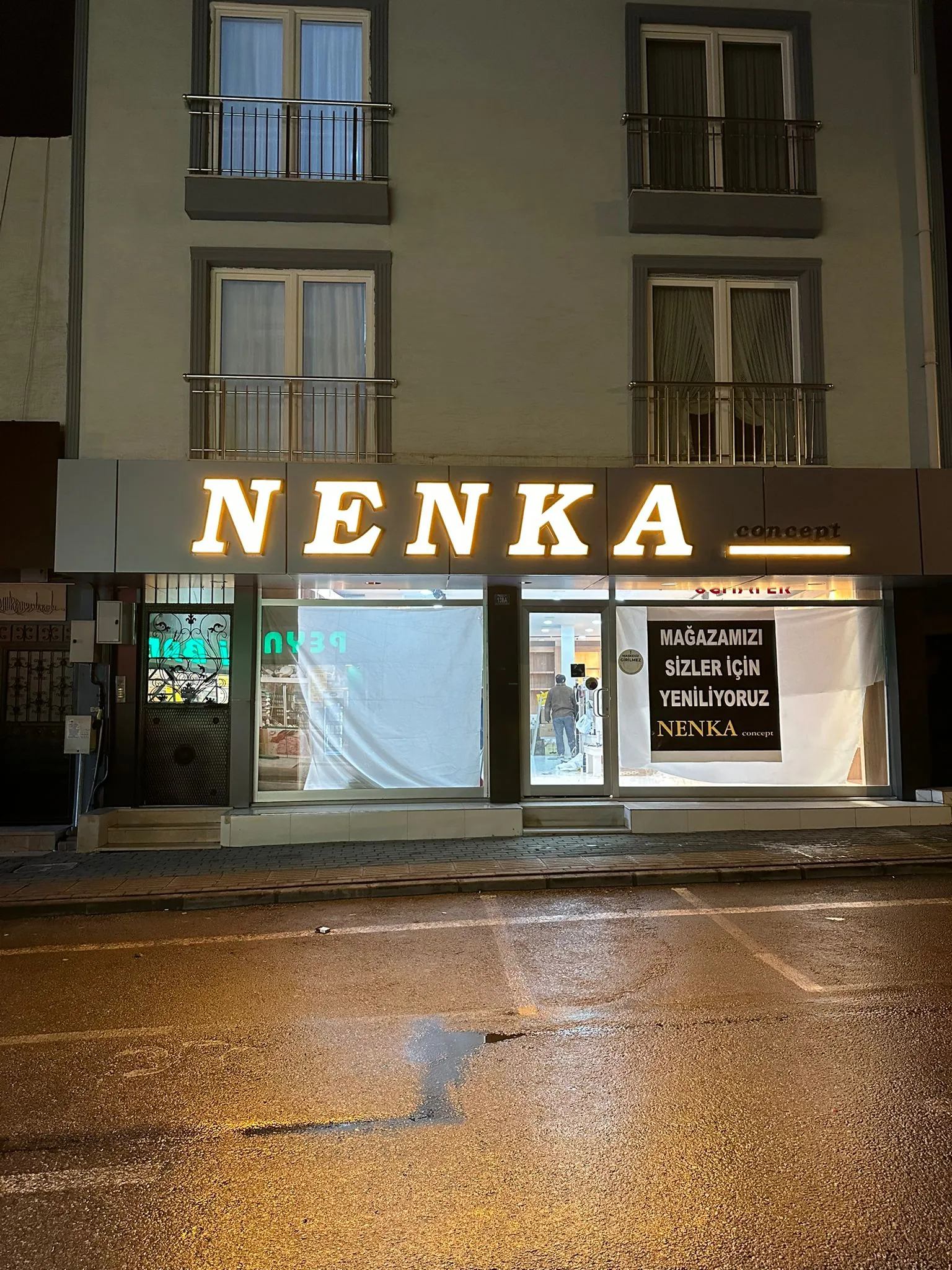 Işıklı LED aydınlatmalı paslanmaz pleksi kutu harf tabela tasarımı 4